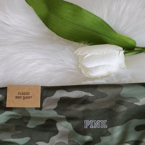 Pink Victoria's Secret Bike Short Size M - Picture 5 of 7